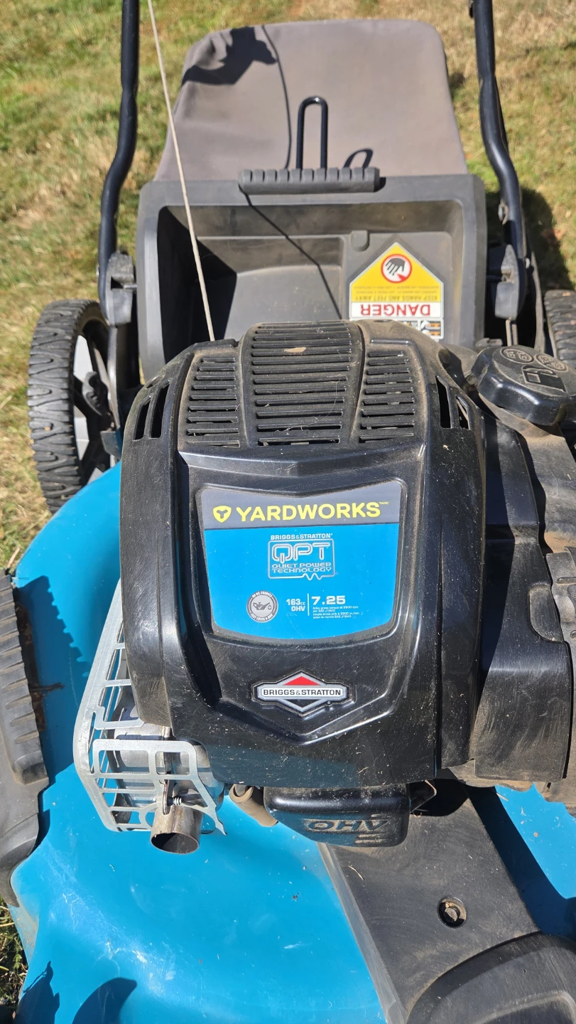 Yardworks 163cc Lawn Mower - photo 2
