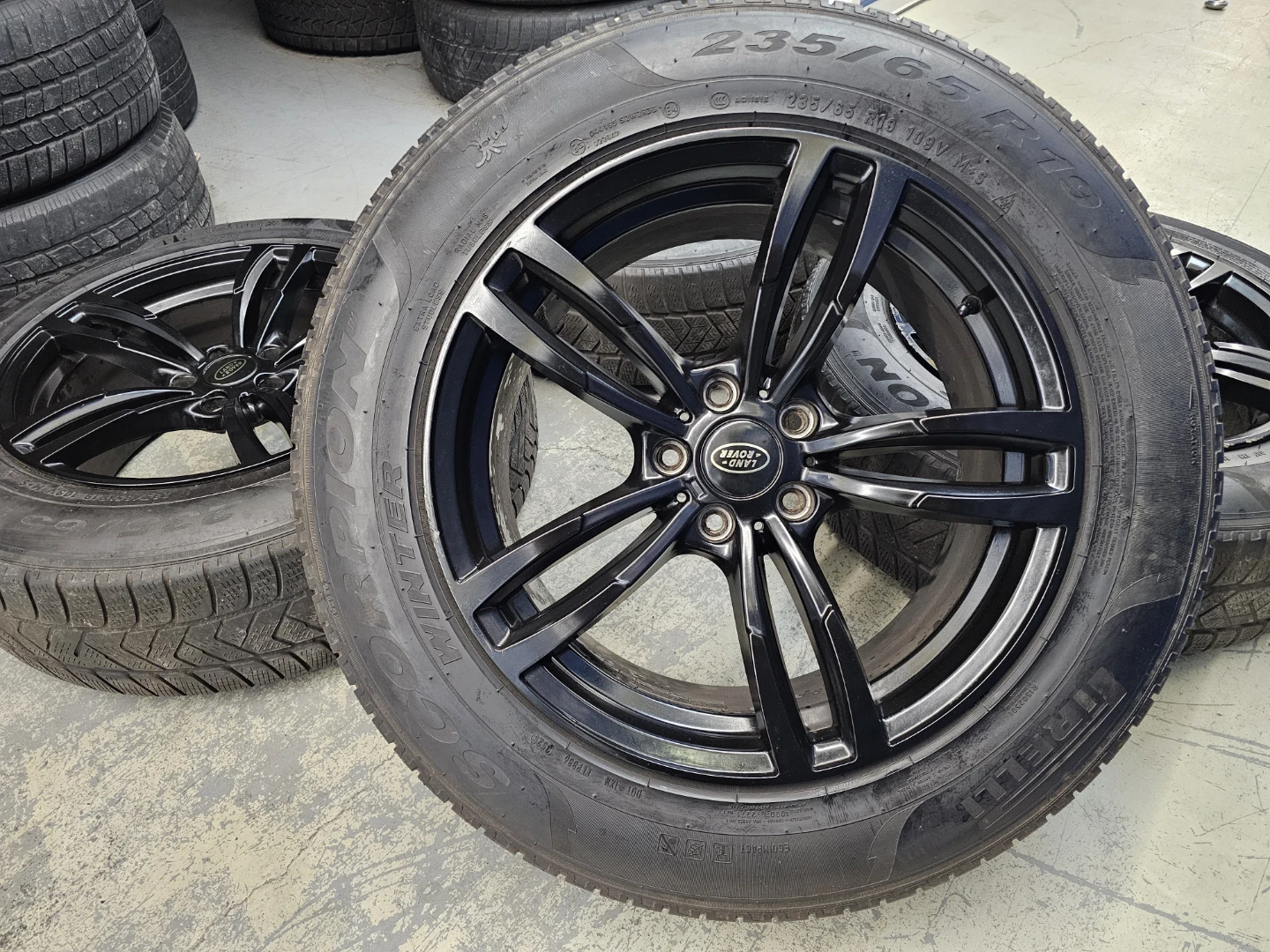19" RANGE ROVER SPORT RIMS ONLY - photo 5