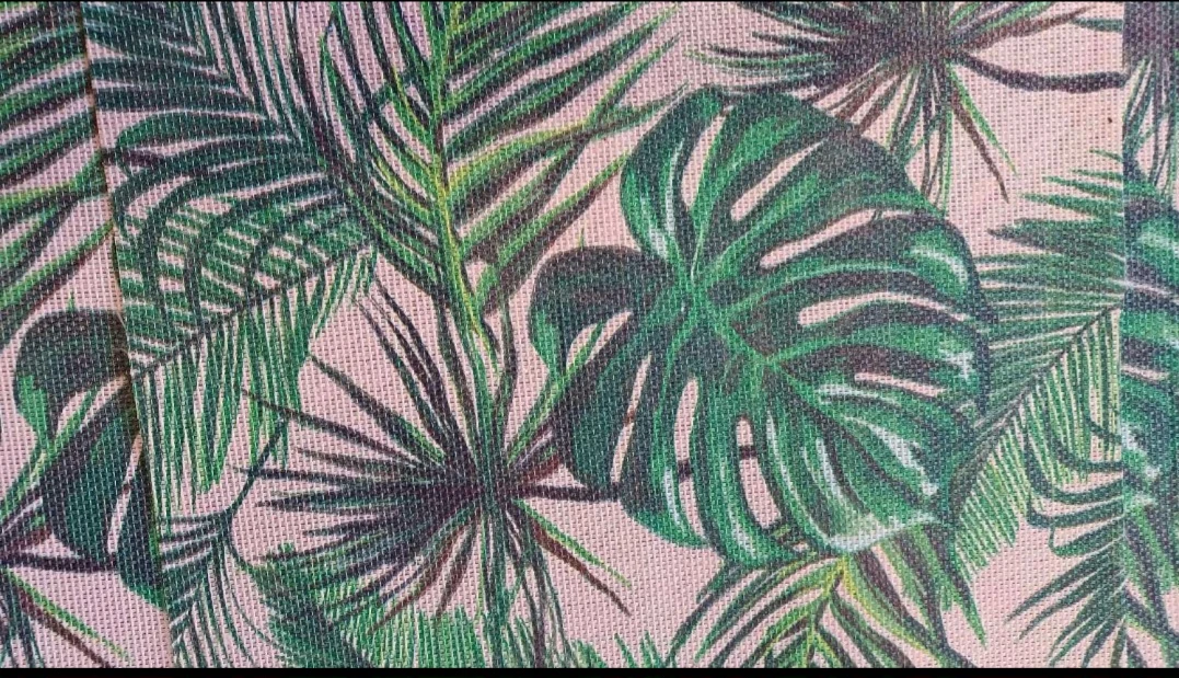 Tropical Leaf Print Table Runner and Four Placemats - photo 3