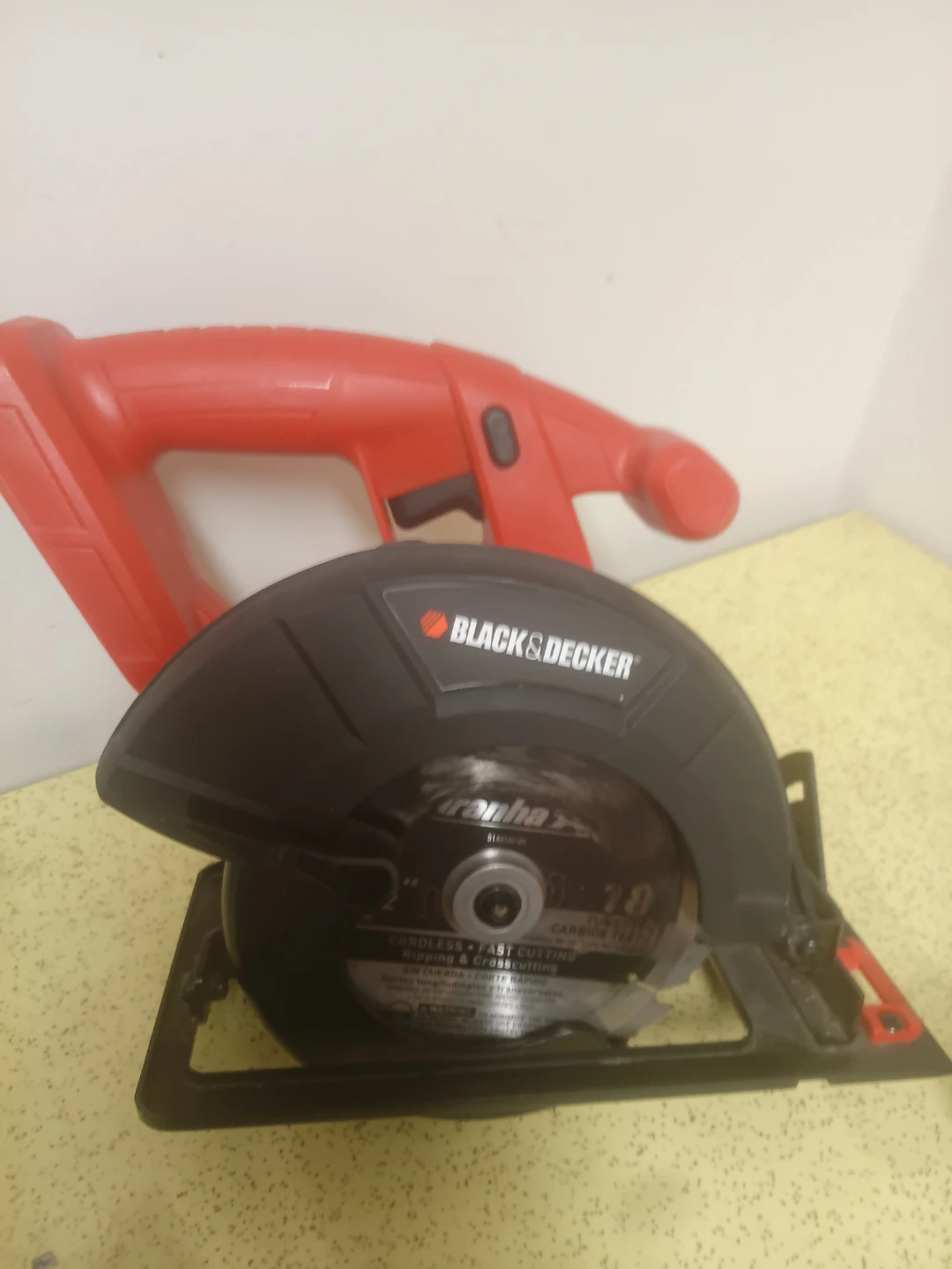 Black & Decker Cordless Circular Saw