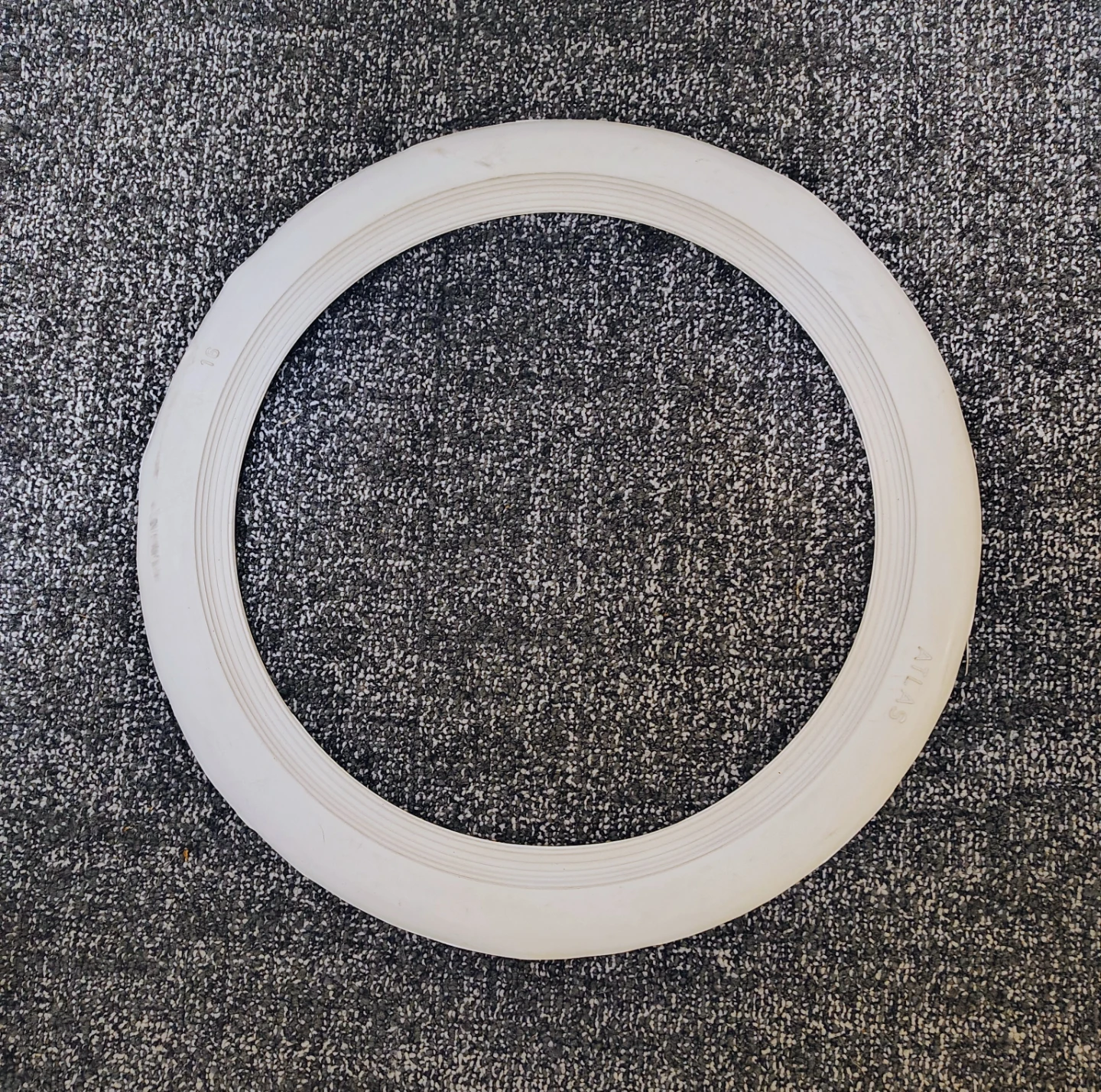 Atlas 16-inch Whitewall Tire Insert "PORTAWALL"