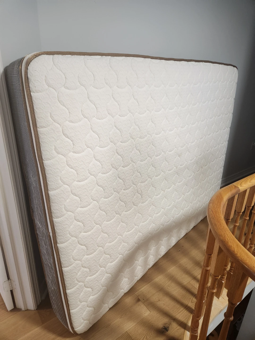 Queen mattress