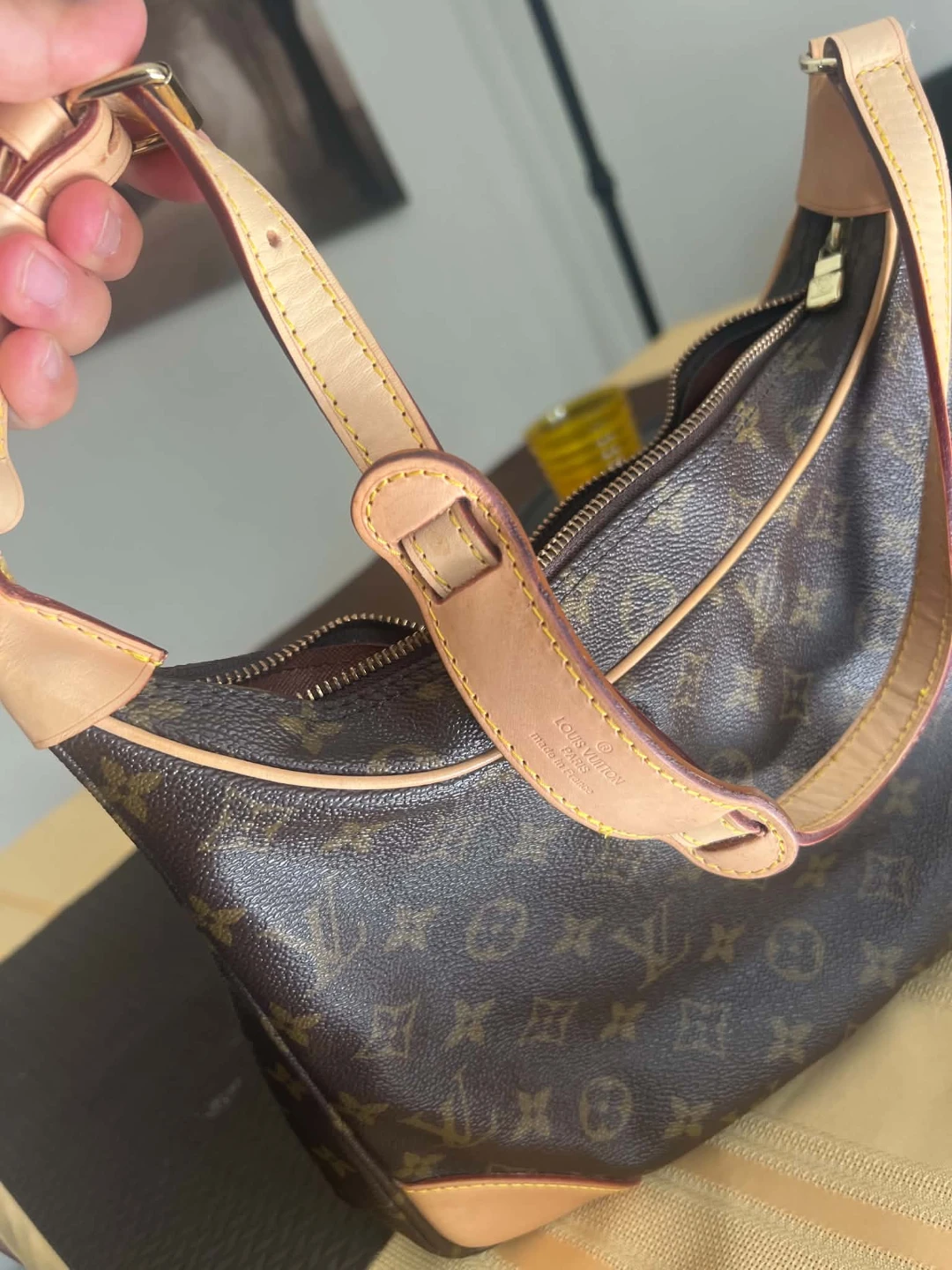 Louis Vuitton Monogram Shoulder Bag - photo 4