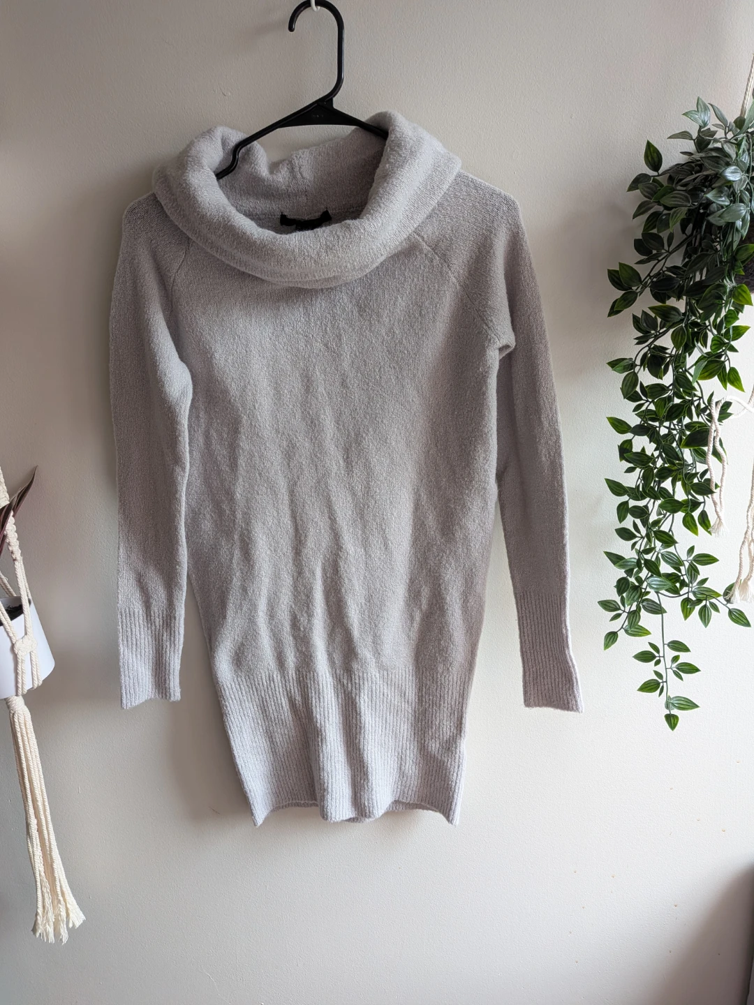 🏈Forever 21 Light Grey Cowl Neck Sweater dress/tunic