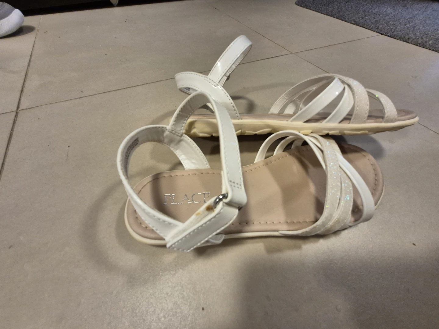 The Children's Place White Glitter Sandals - photo 3