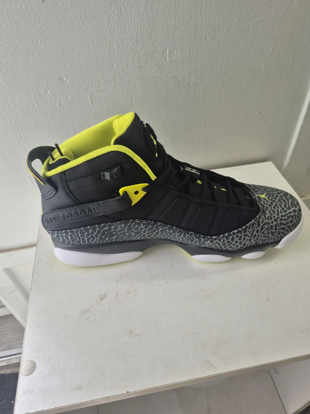 Jordan 6 Rings Black Venom Green Size 11.5 - photo 3