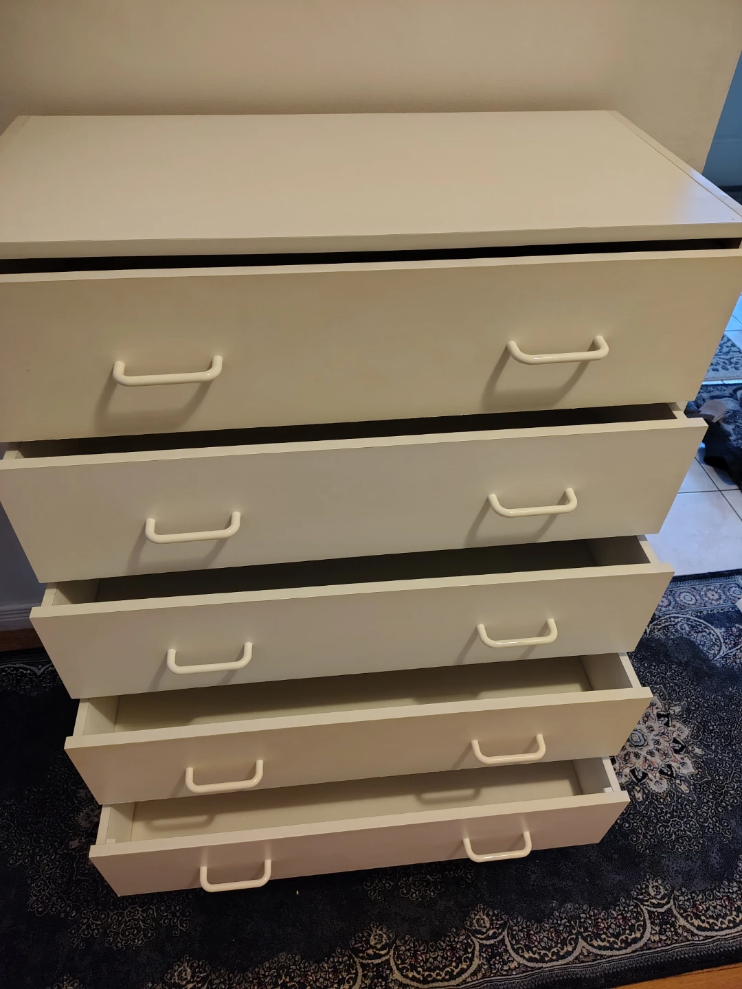 White 5-Drawer Dresser - photo 3