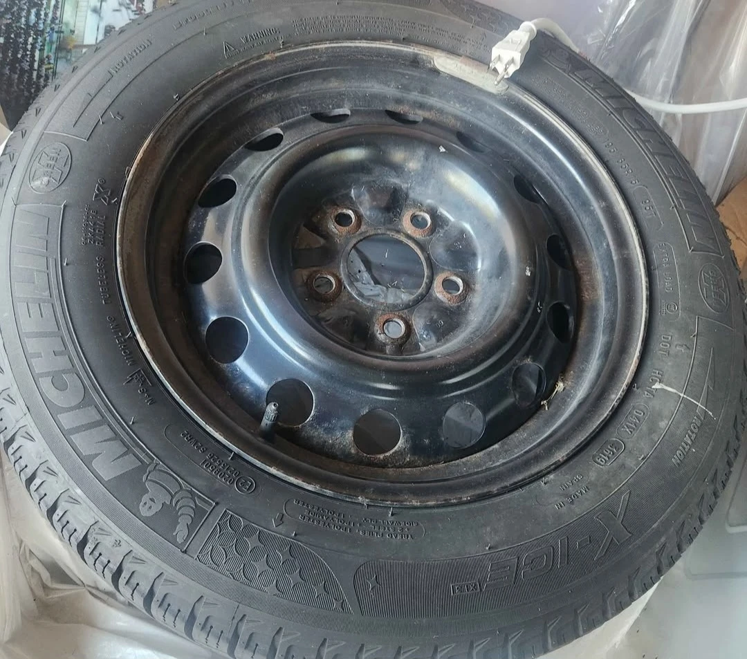 Michelin X-Ice 195/65R15 Winter Tire with Steel Rim