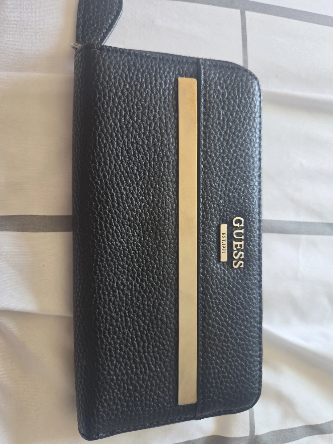 Guess Black Zip-Around Wallet