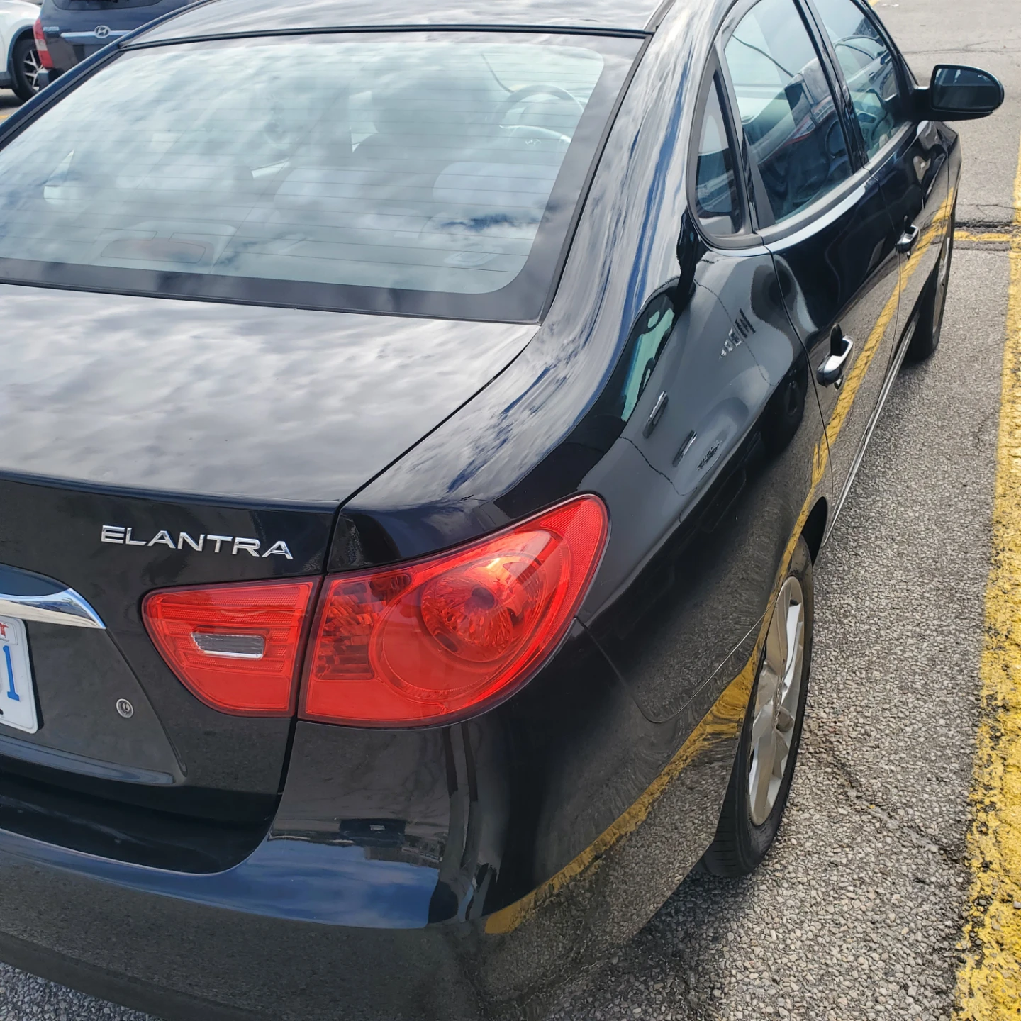 Black Hyundai Elantra Sedan - photo 5