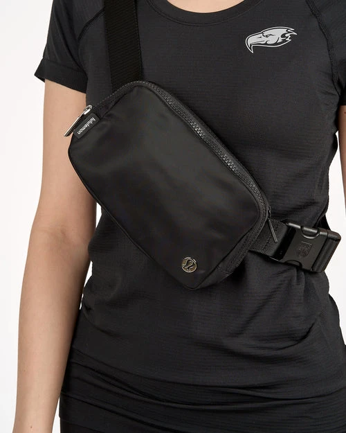 Lululemon Everywhere Belt Bag - Black