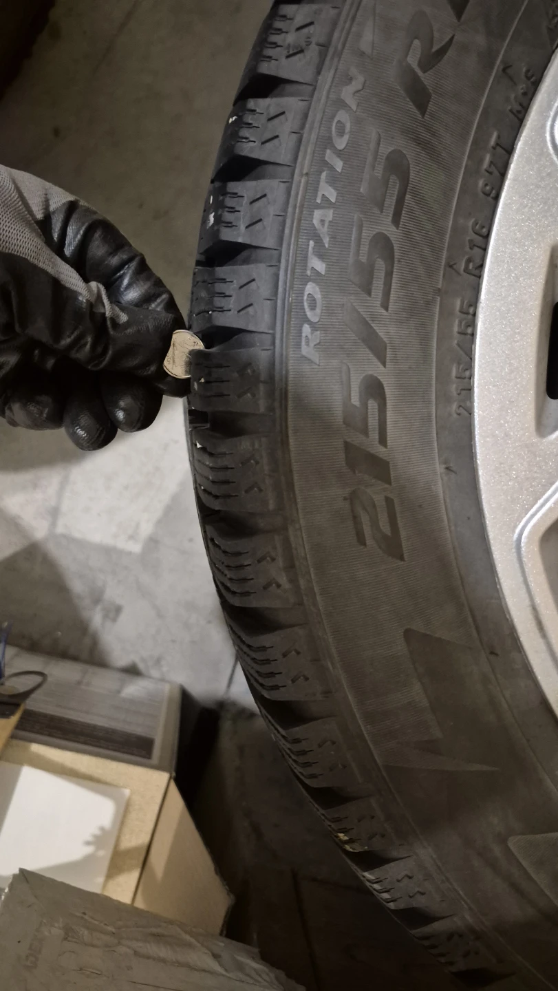 Pirelli Winter Tires 215/55 R16 - photo 3