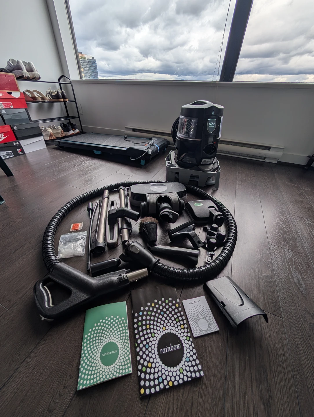 Rainbow E2 Vacuum - Works Great - photo 2