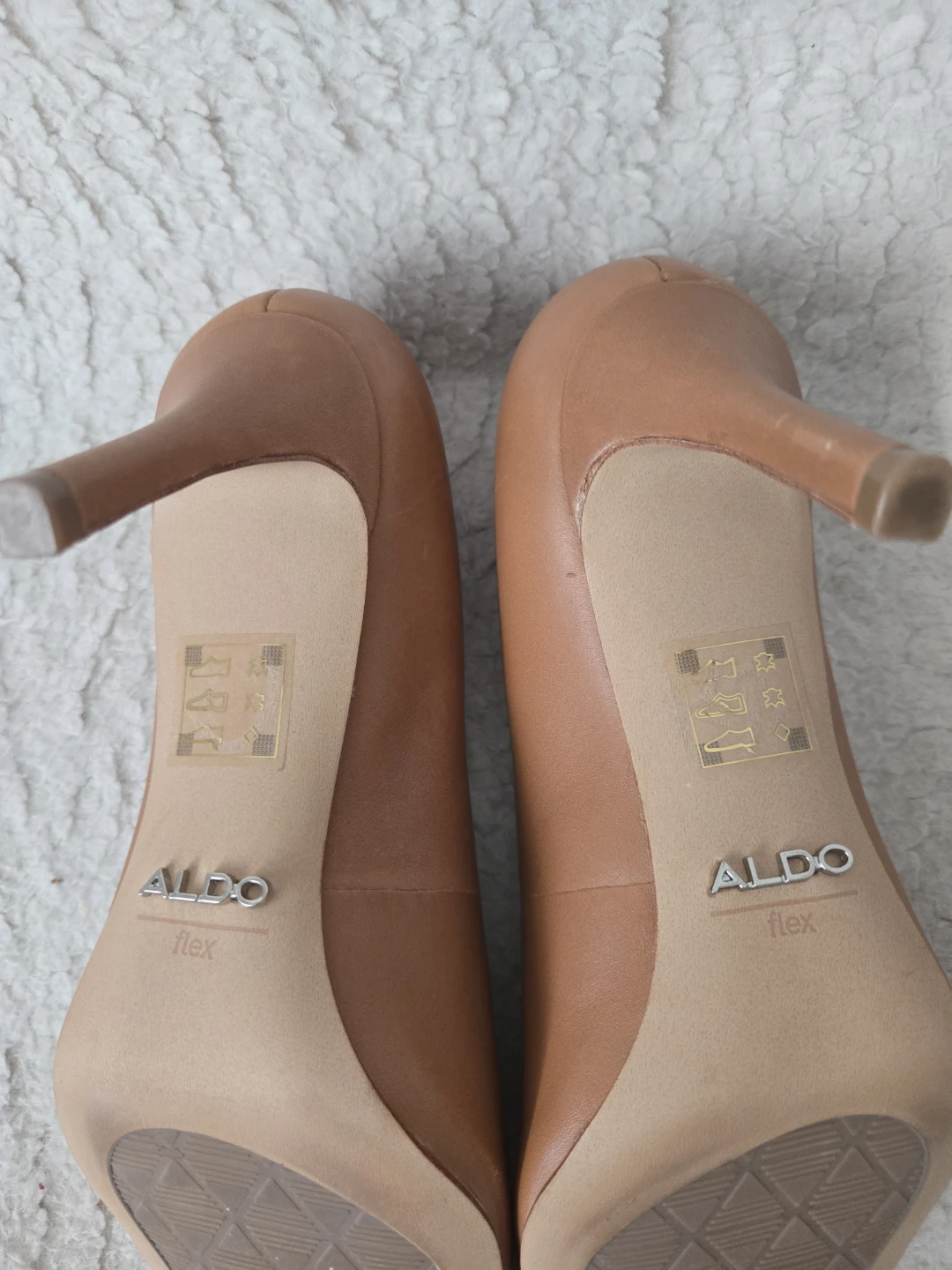 Size 37 - ALDO Flex Pointed-Toe Heels - photo 5