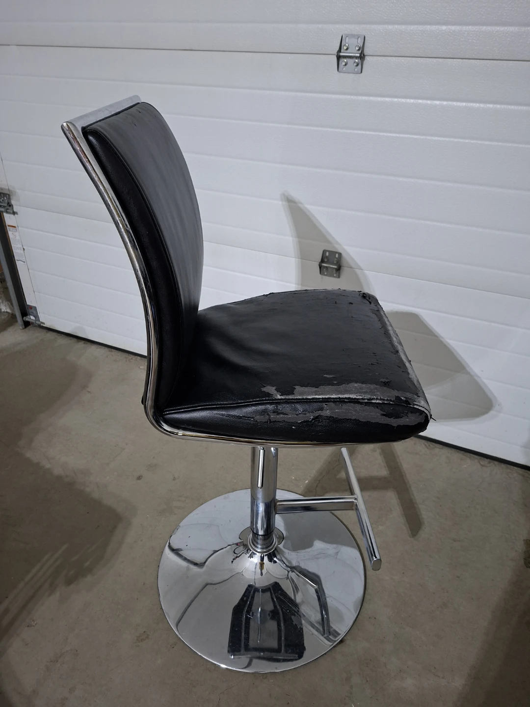 Black Adjustable Bar Stool - photo 4
