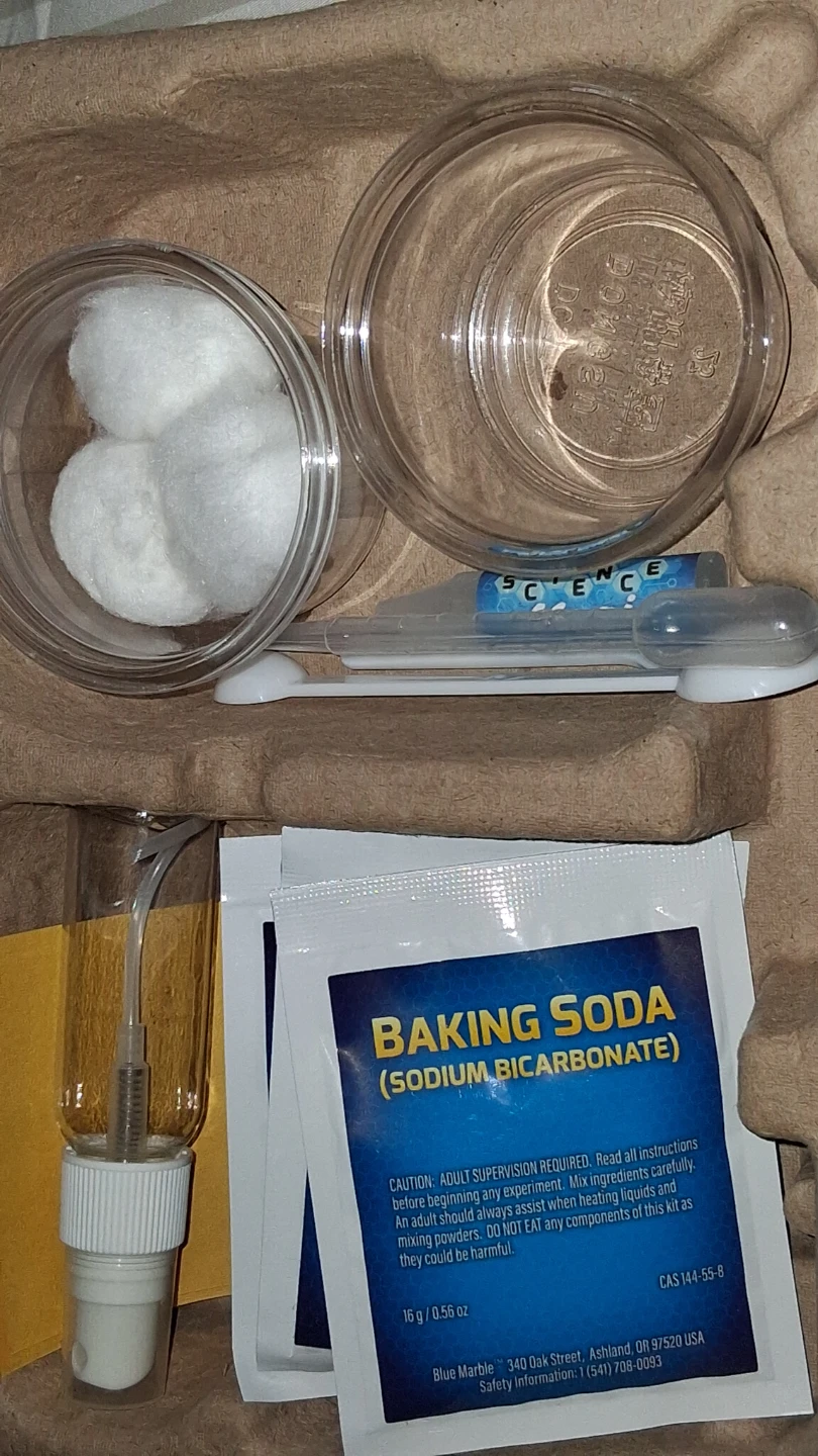 National Geographic Cool Reactions Chemistry Kit - photo 2