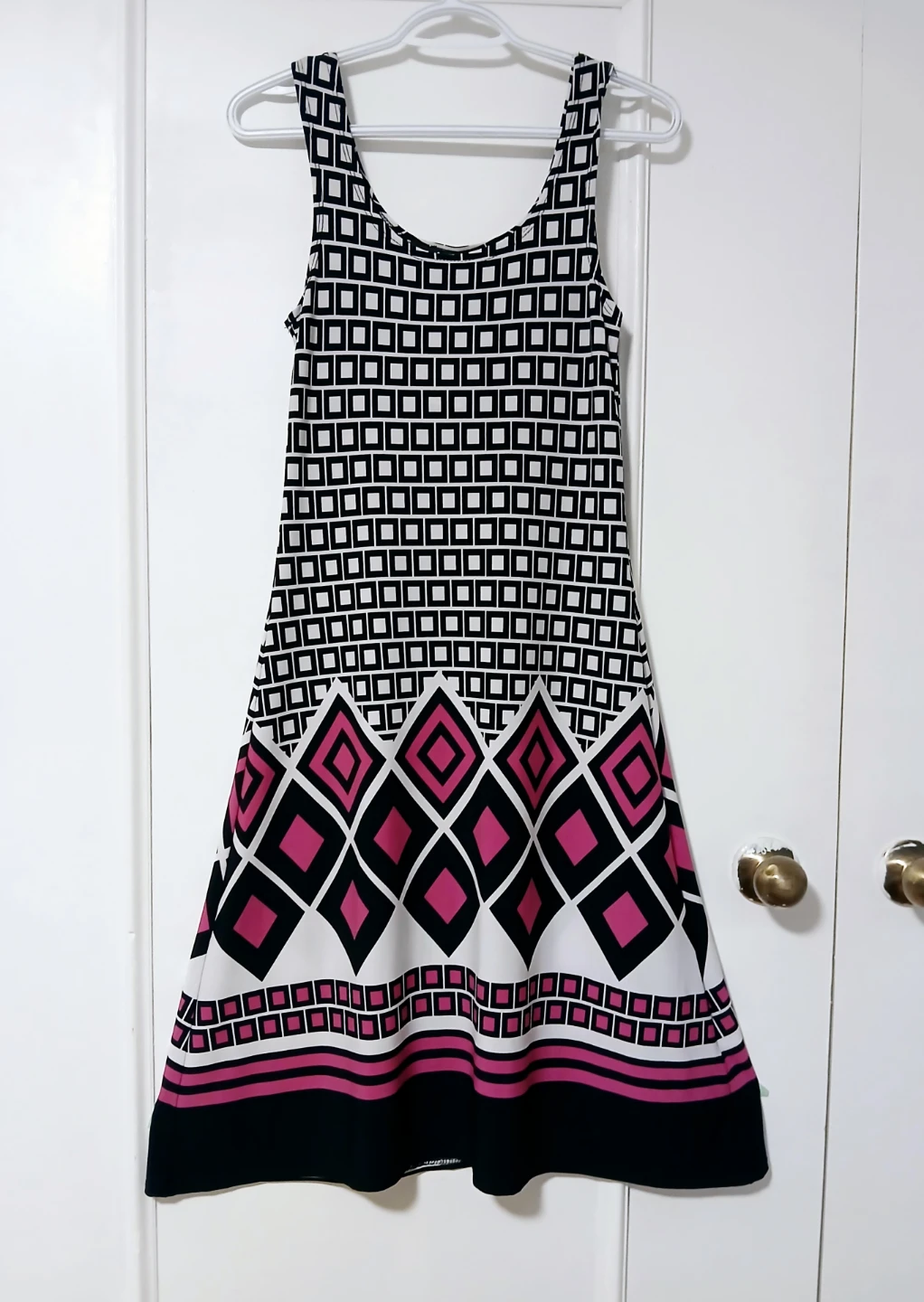 Women Medium New With Tag Black and White Geometric Dress