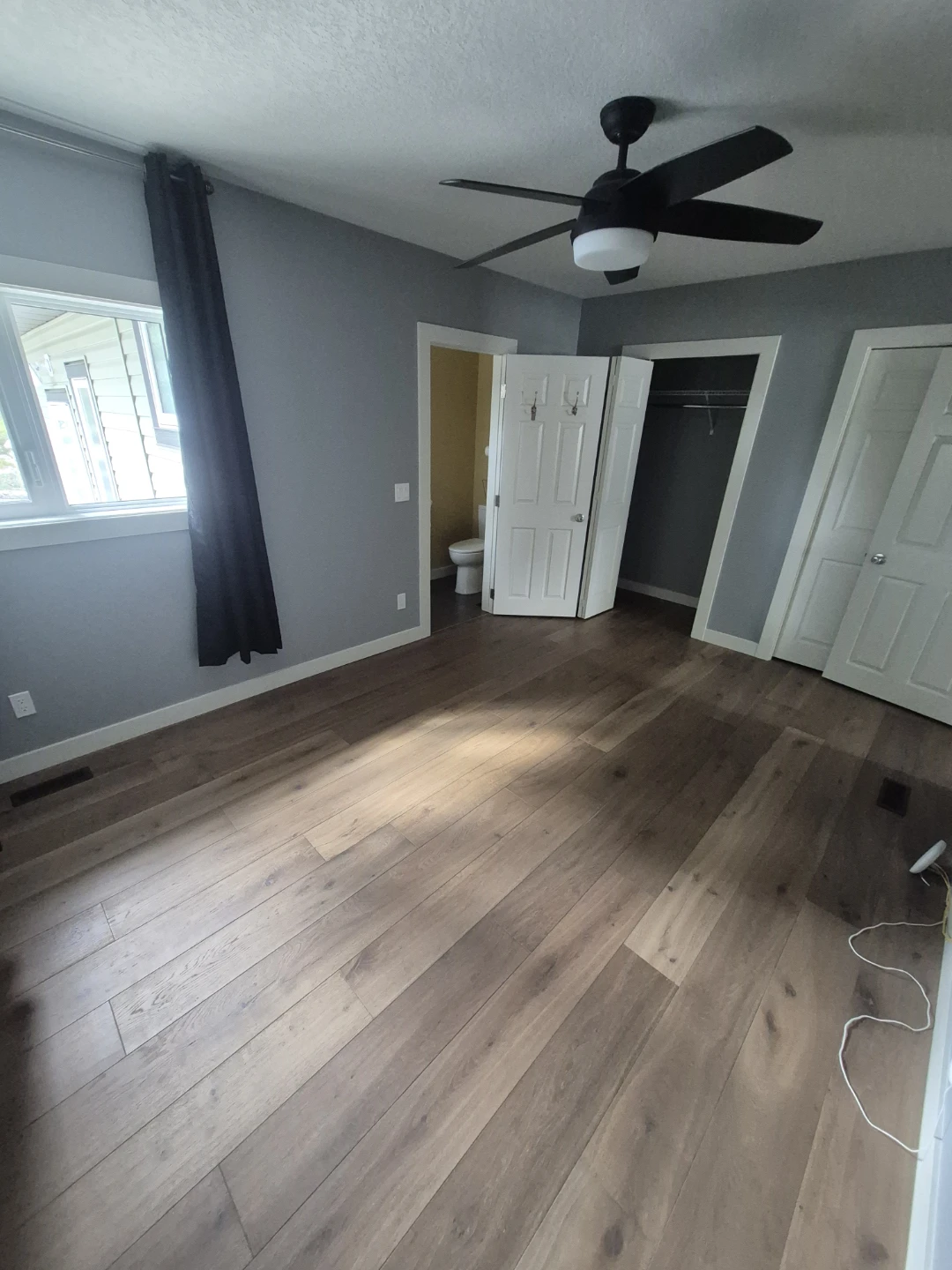 Thorncliffe 4 bedroom house rental - photo 5