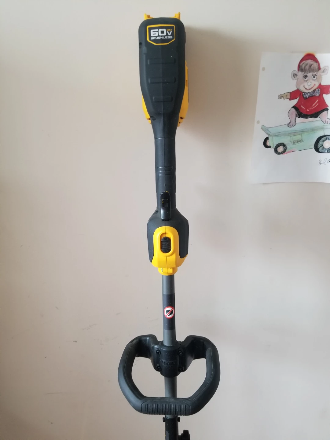 DEWALT 60V MAX Brushless String Trimmer with 9AH battery charger - photo 3