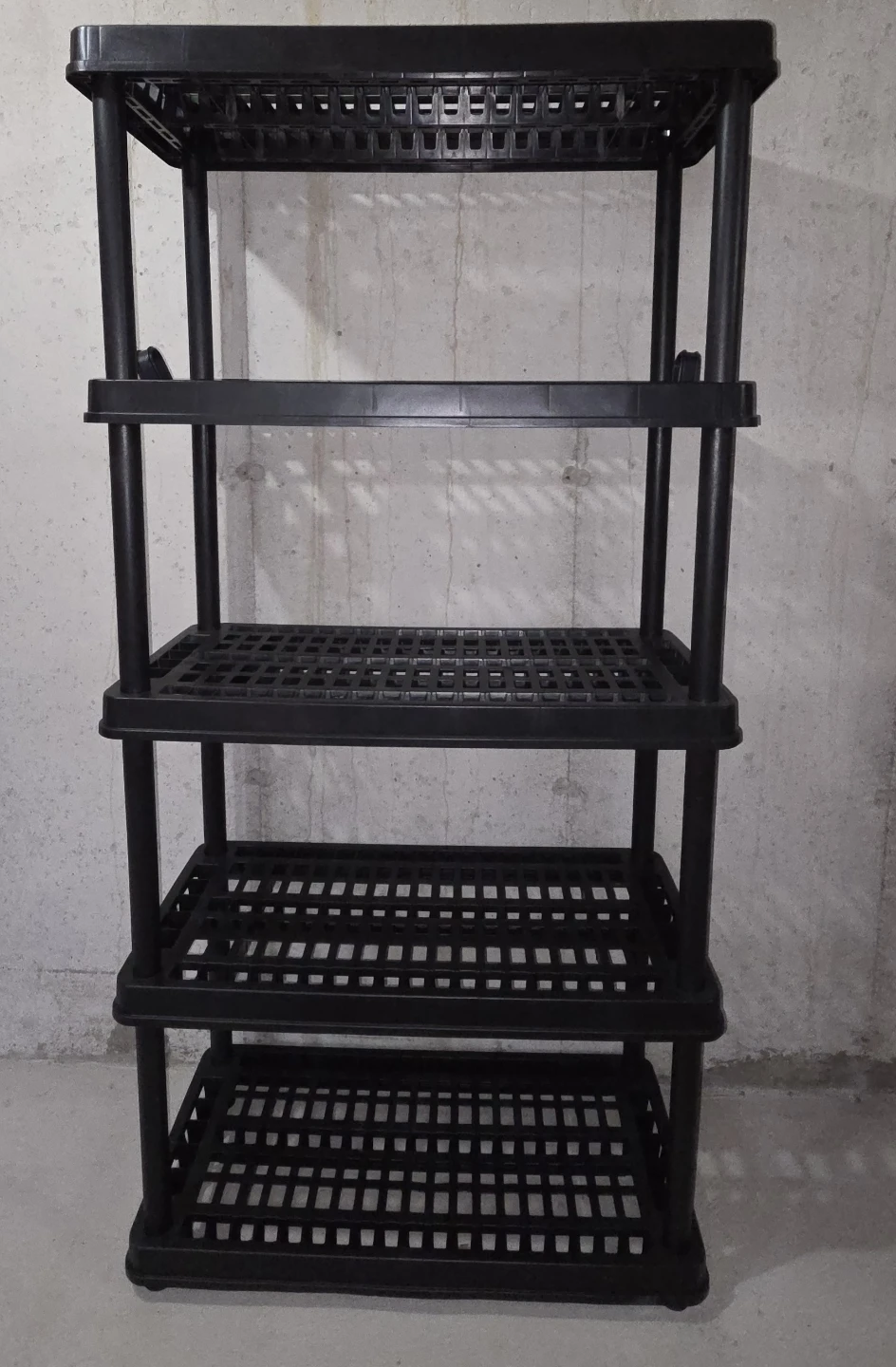 5-Shelf Resin/ Plastic Storage Rack (READ)