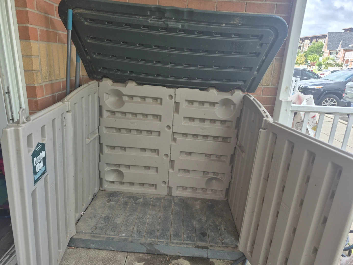 Rubbermaid Outdoor Storage Shed