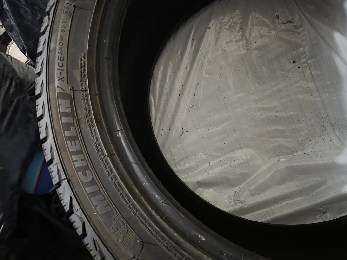 Michelin X-Ice Snow SUV Tire 255/45R20 - photo 3