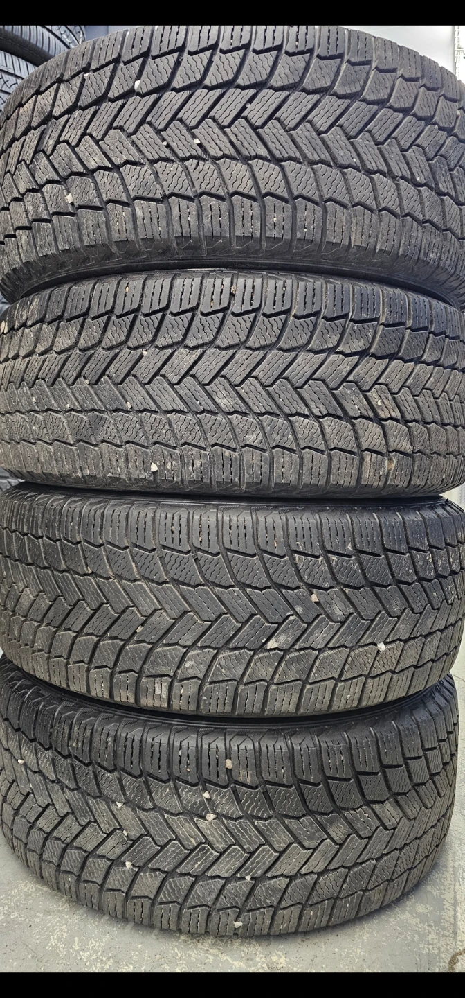 VOLKSWAGEN TIGUAN WINTER TIRES ON O.E.M RIMS 235/55 R17 - photo 2