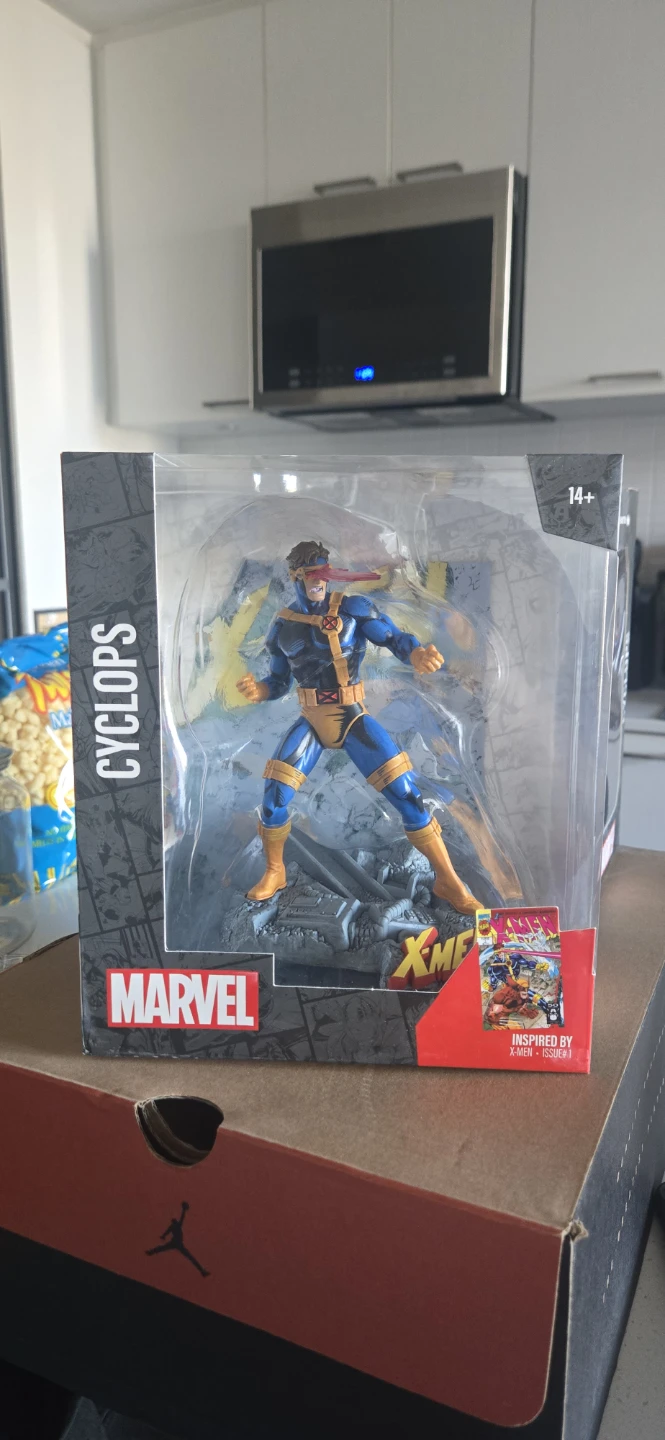 McFarlane Toys Marvel X-Men Cyclops Figure