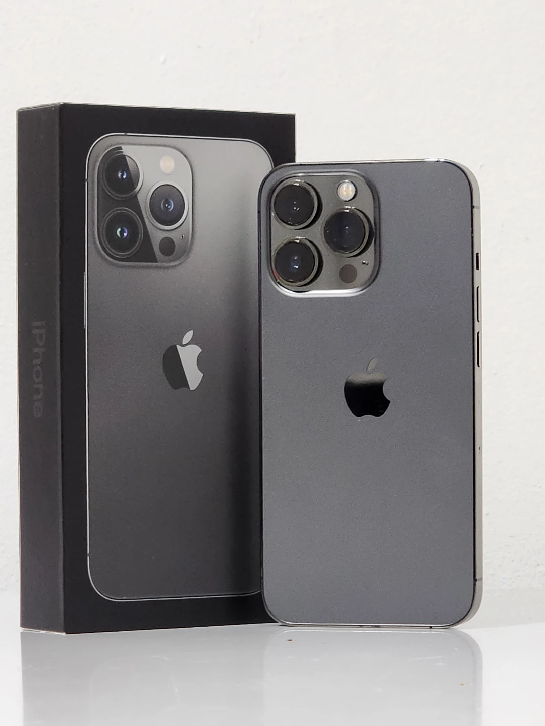 iPhone 13 pro - photo 3