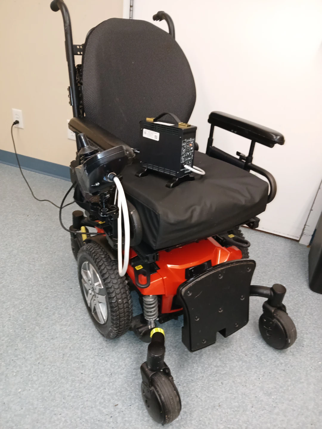 Q4 Power Wheelchair