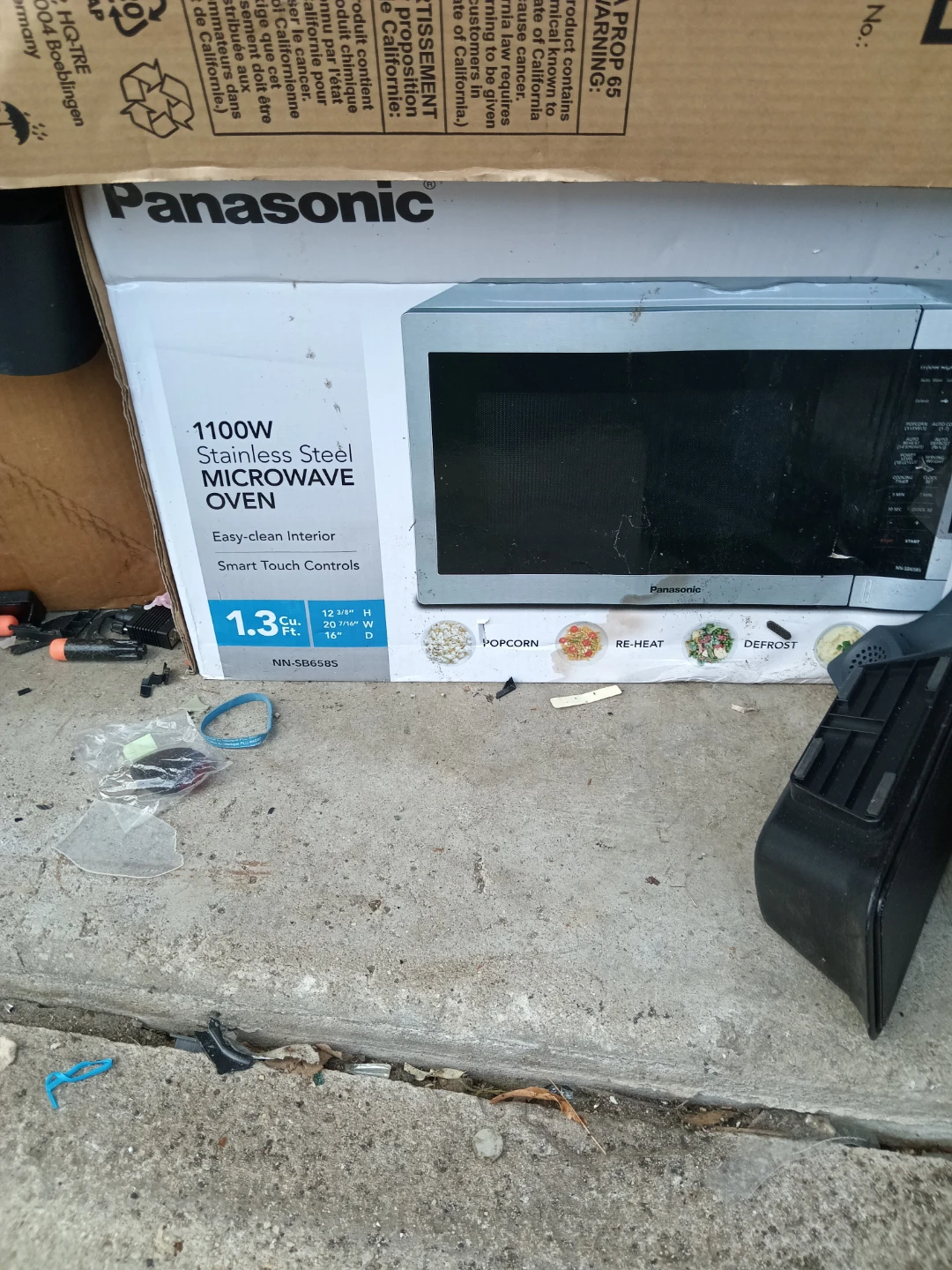 Panasonic 1.3 Countertop Microwave Oven Stainless Steel - - photo 4