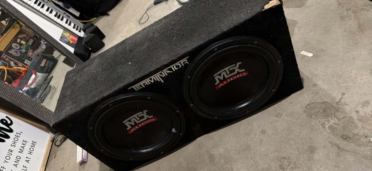 MTX Audio Terminator Dual Subwoofer Enclosure