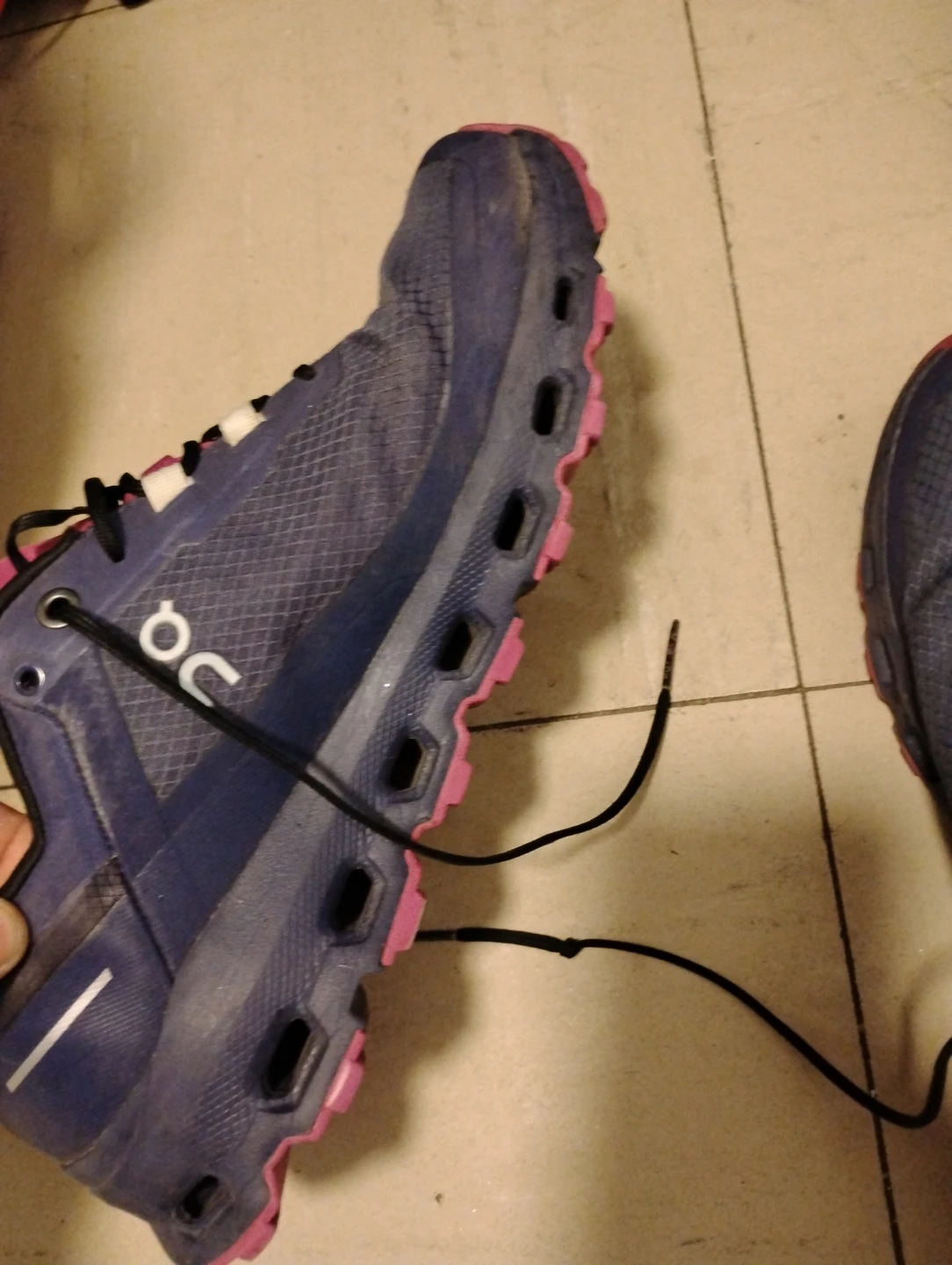 On Running Waterproof Shoes Women's Size 7 - photo 2
