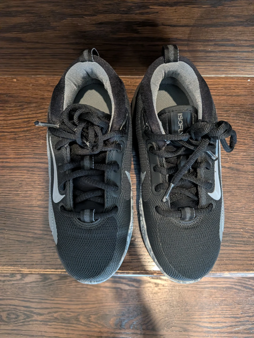 Nike boys shoes