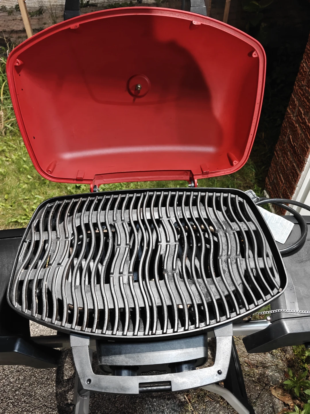 Napoleon TRAVELQ TQ285X Portable Propane BBQ Grill - photo 5