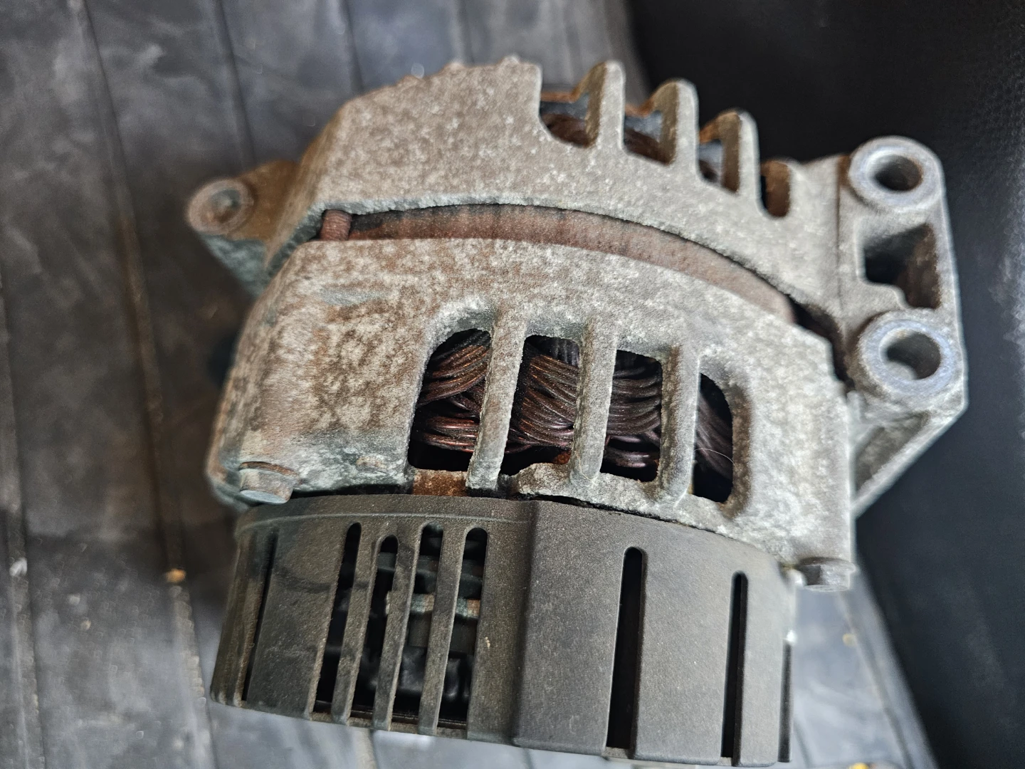 Automotive Alternator 11050 7119 003