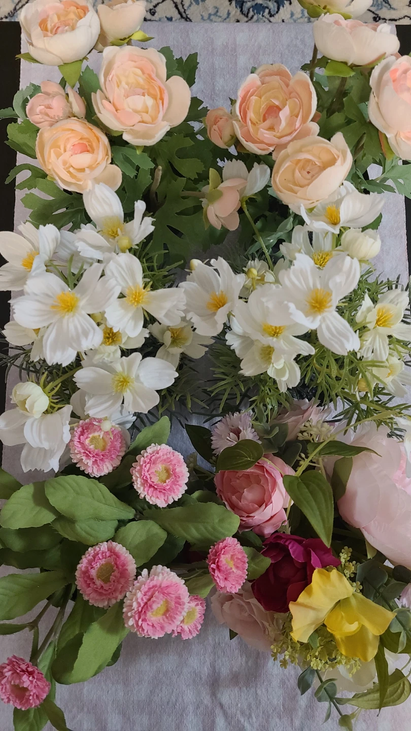 Set of 6 Ikea flowers + 🎁 gift