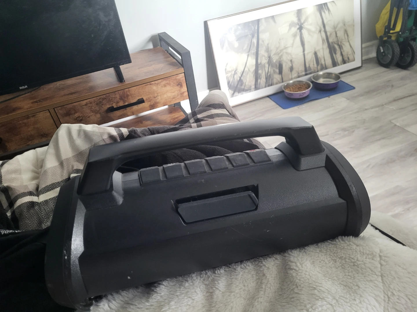 Wicked growl Bluetooth  boombox - photo 2