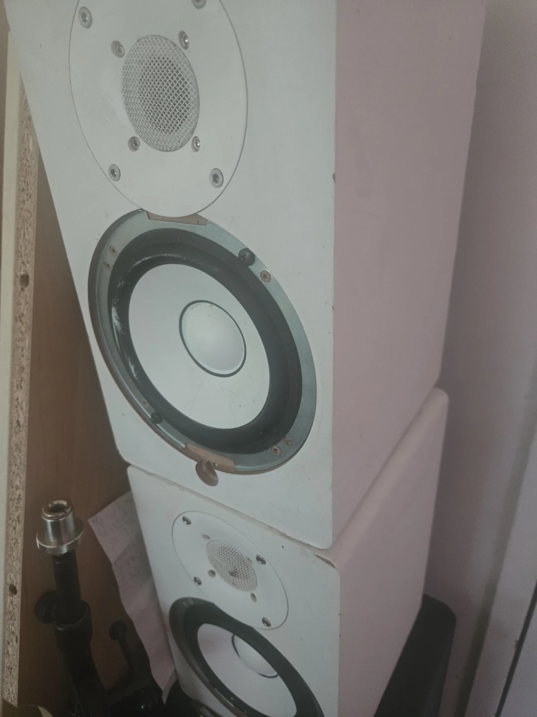 Yamaha HS5 Powered Studio Monitors