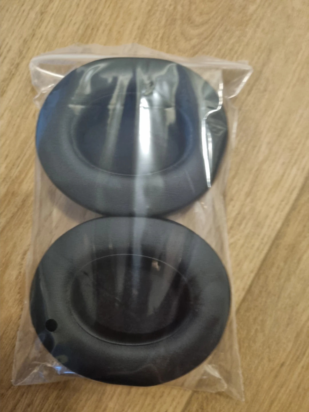 Beats Studio 2 / Studio 3 Replacement Ear Pads – Black - photo 2
