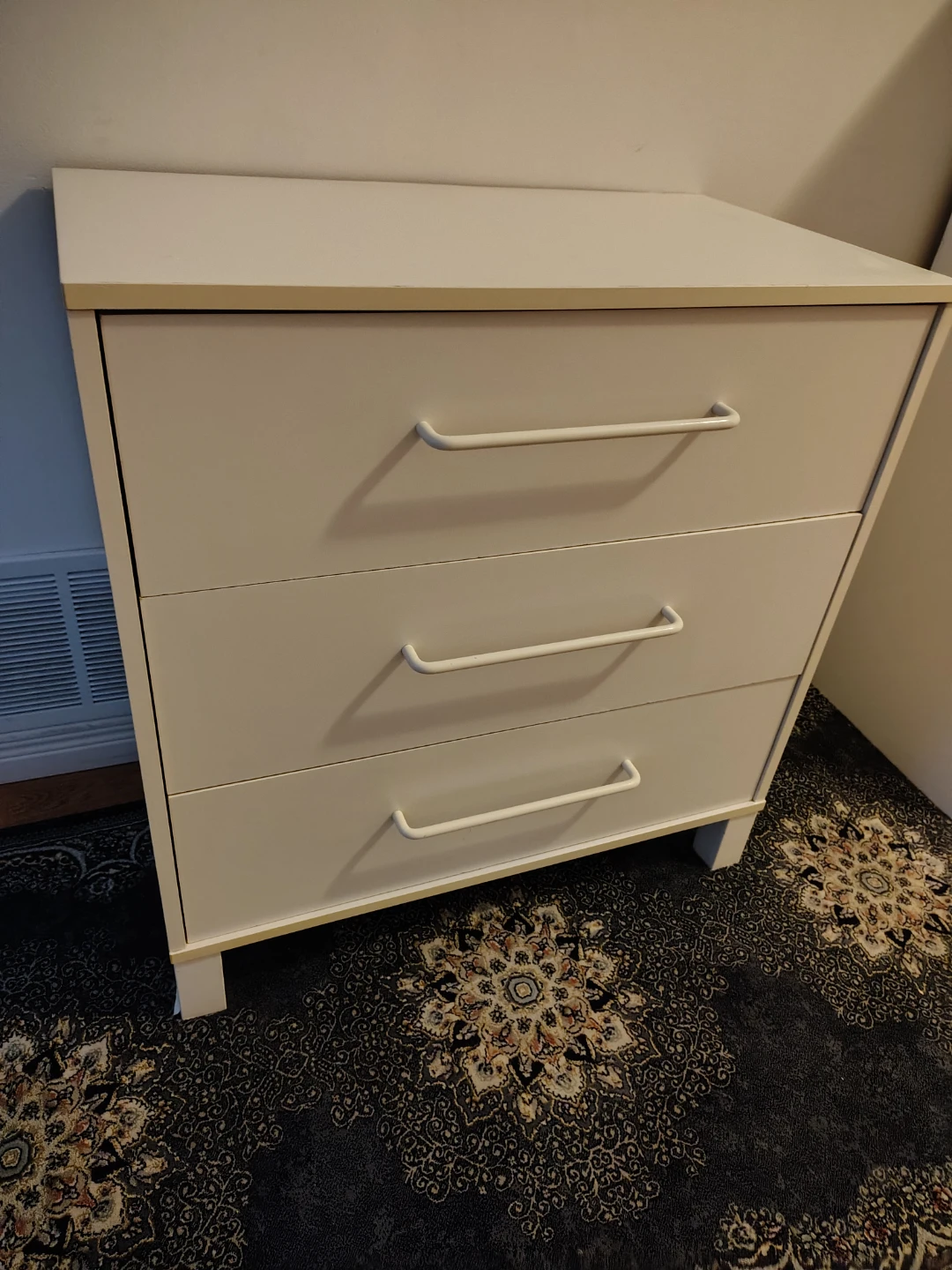 White 3-Drawer Dresser