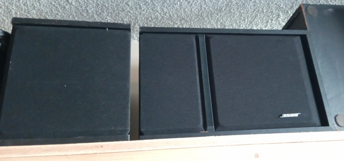 Bose 301 Series III Speakers