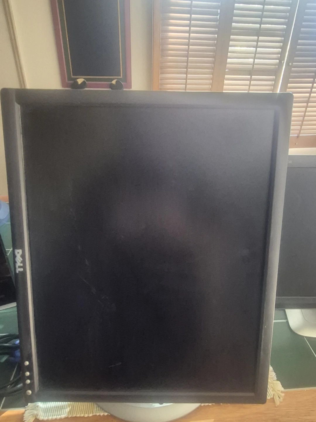3-Monitor Bundle all working   ($10 o.b.o) - photo 2