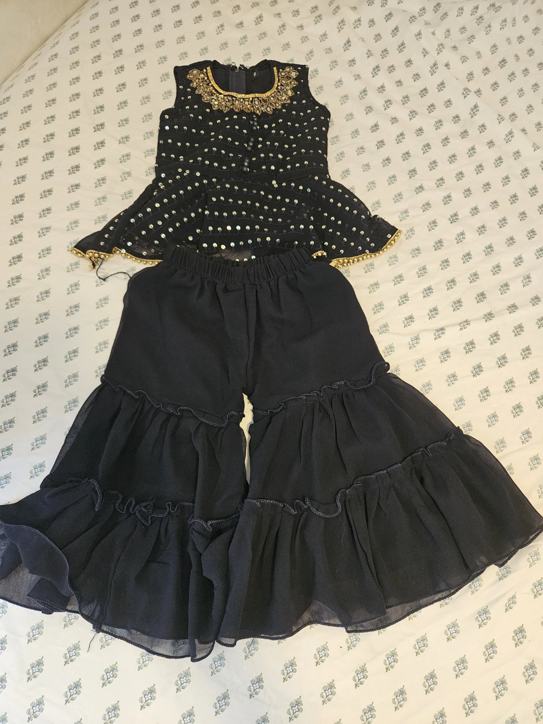 Girl dark blue Traditional Outfit 2 peice. - photo 3