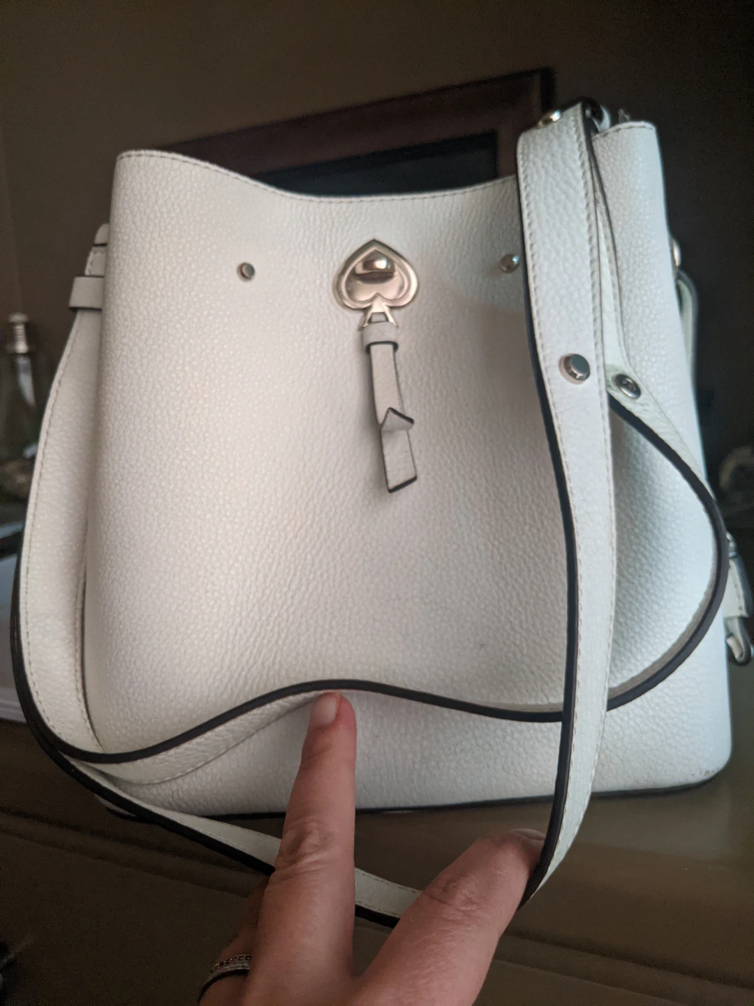 Kate Spade New York white bucket bag - photo 2