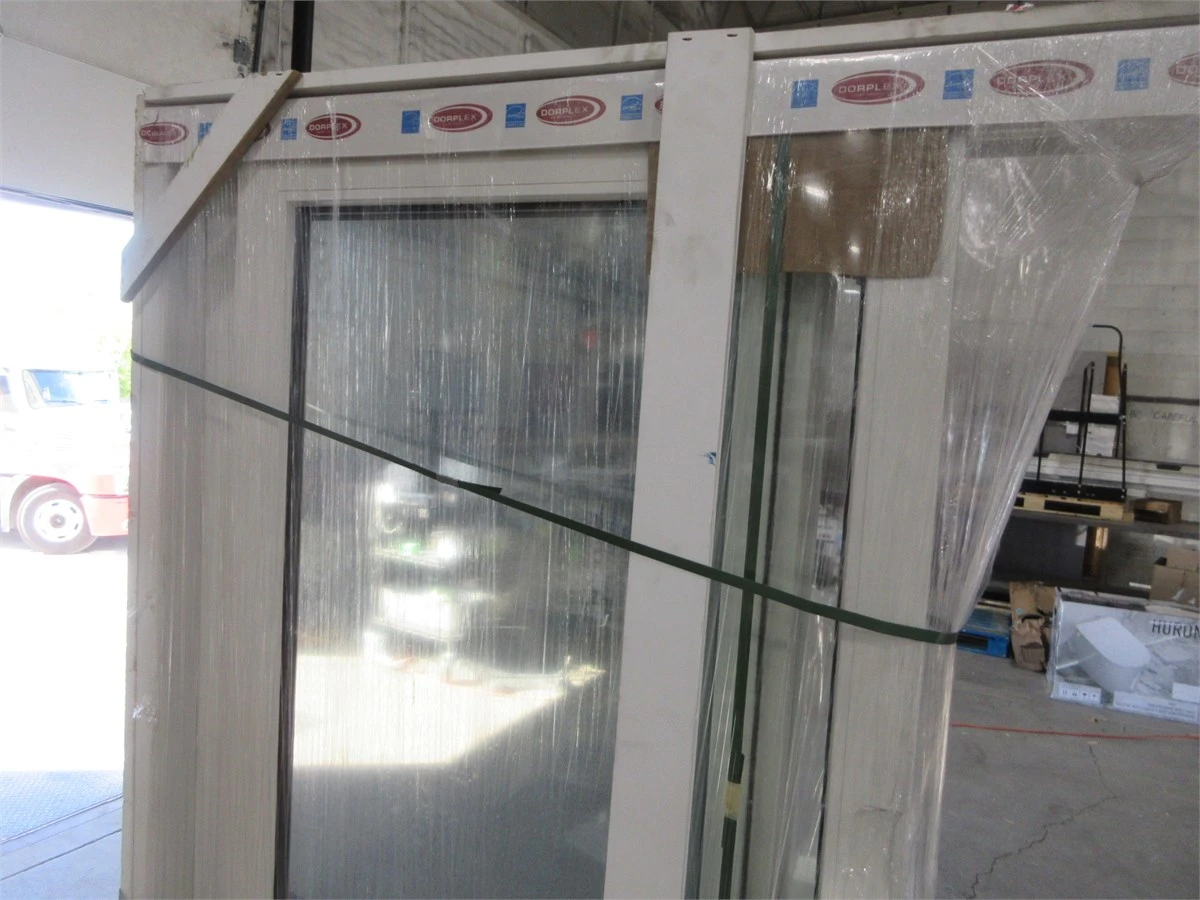 DORPLEX VINYL SLIDING PATIO DOOR 70X79" - photo 5