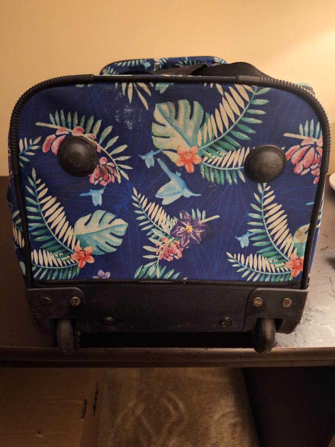 Hurley Tropical Print Rolling Duffel Bag - photo 2