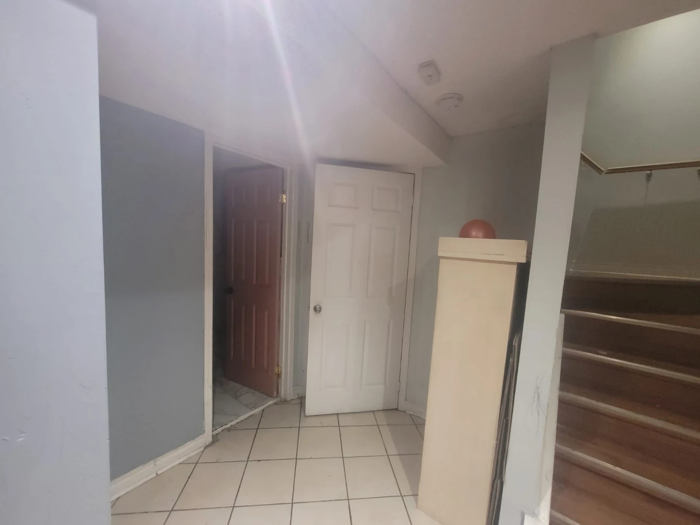 Empty basment for Rent - photo 5
