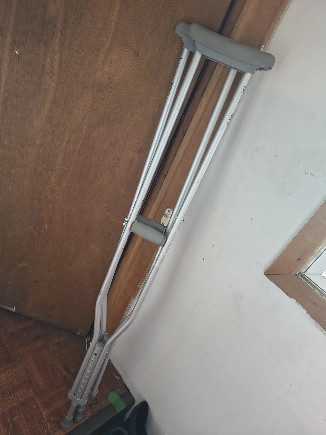 Guardian Crutches