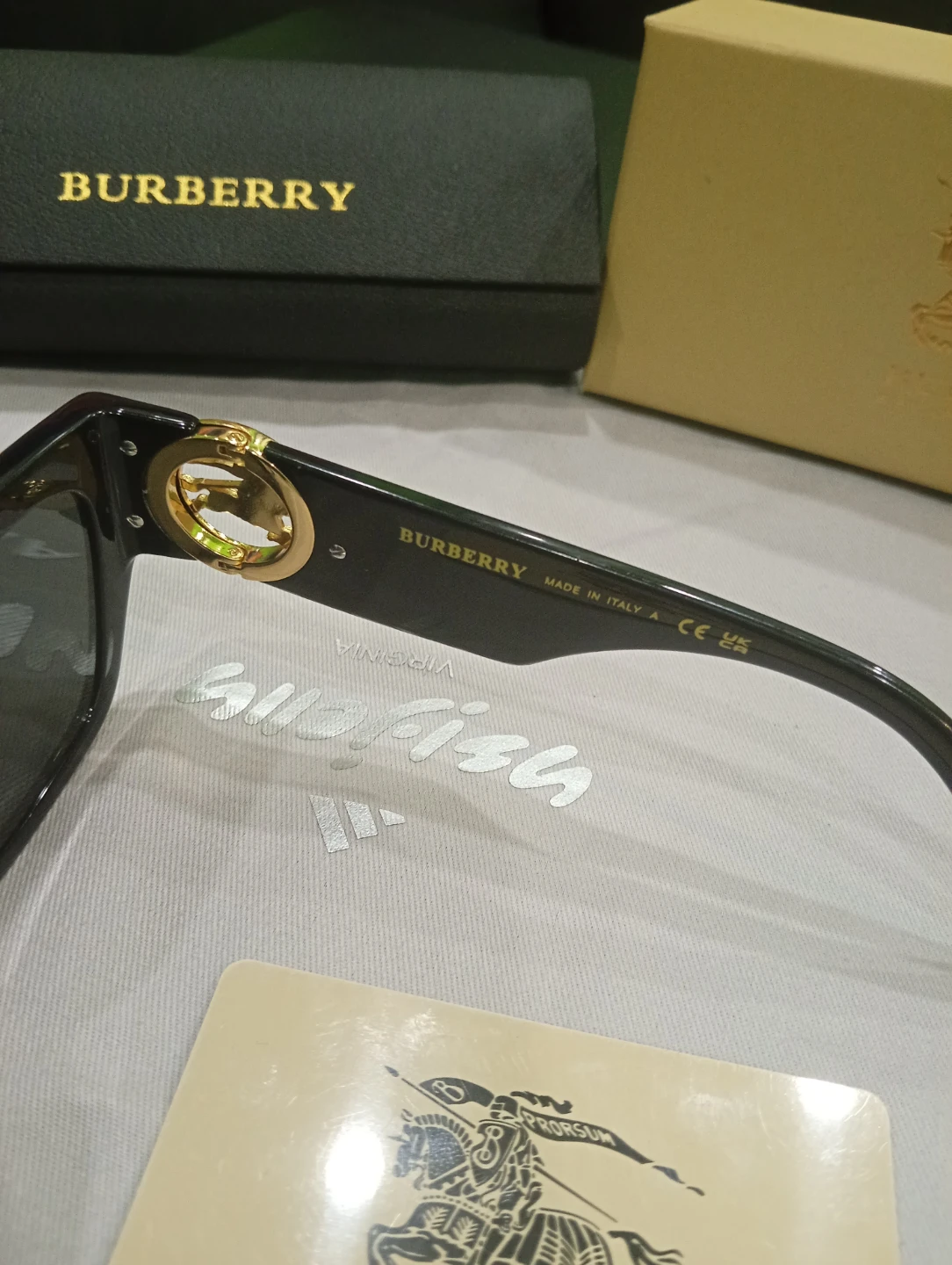 Burberry B 5882 Sunglasses women's - photo 4